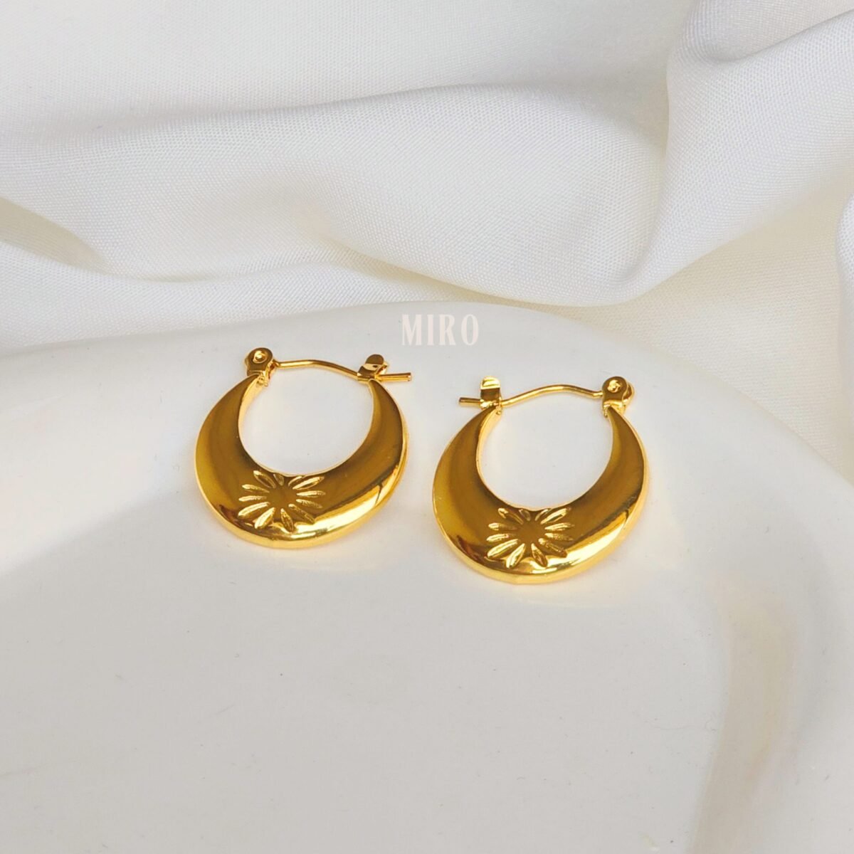 Flower hoops - Image 2