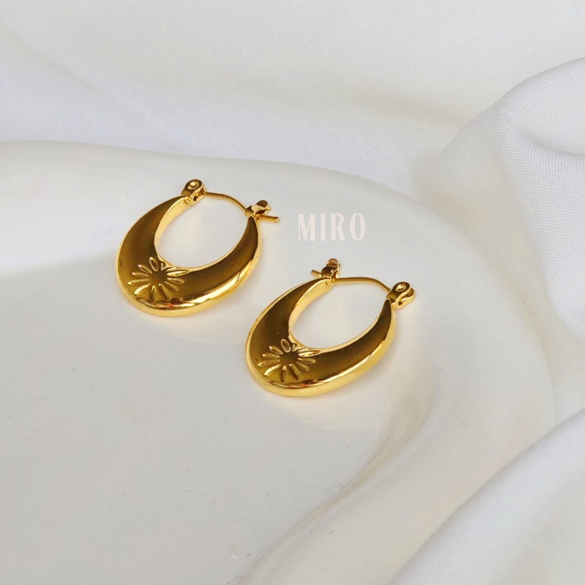 Flower hoops - Image 3