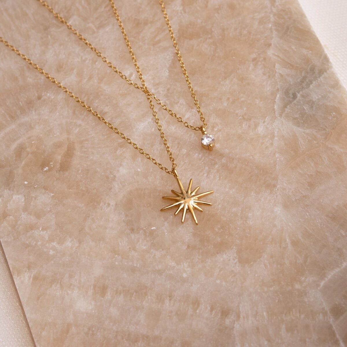Double layered star necklace - Image 2