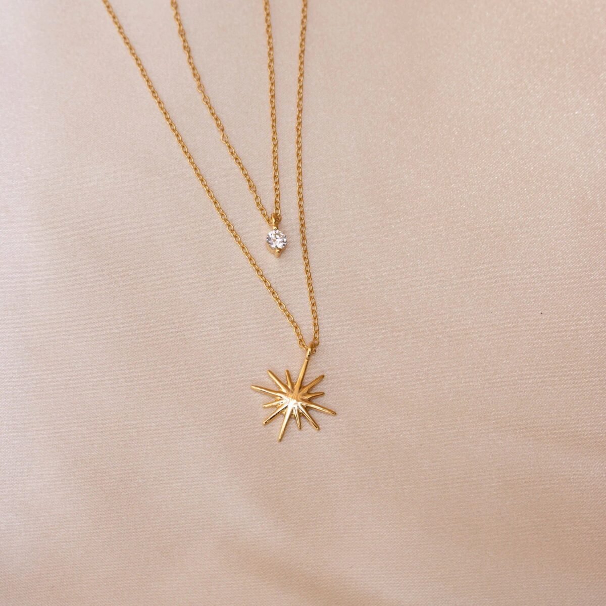 Double layered star necklace - Image 4